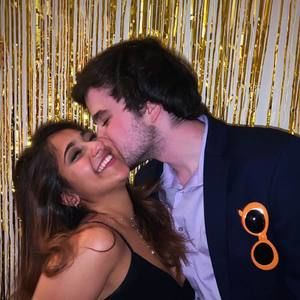 Meet your Posher, Sayeh